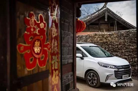 上汽大通maxusg50试驾,二胎三代汽车推荐