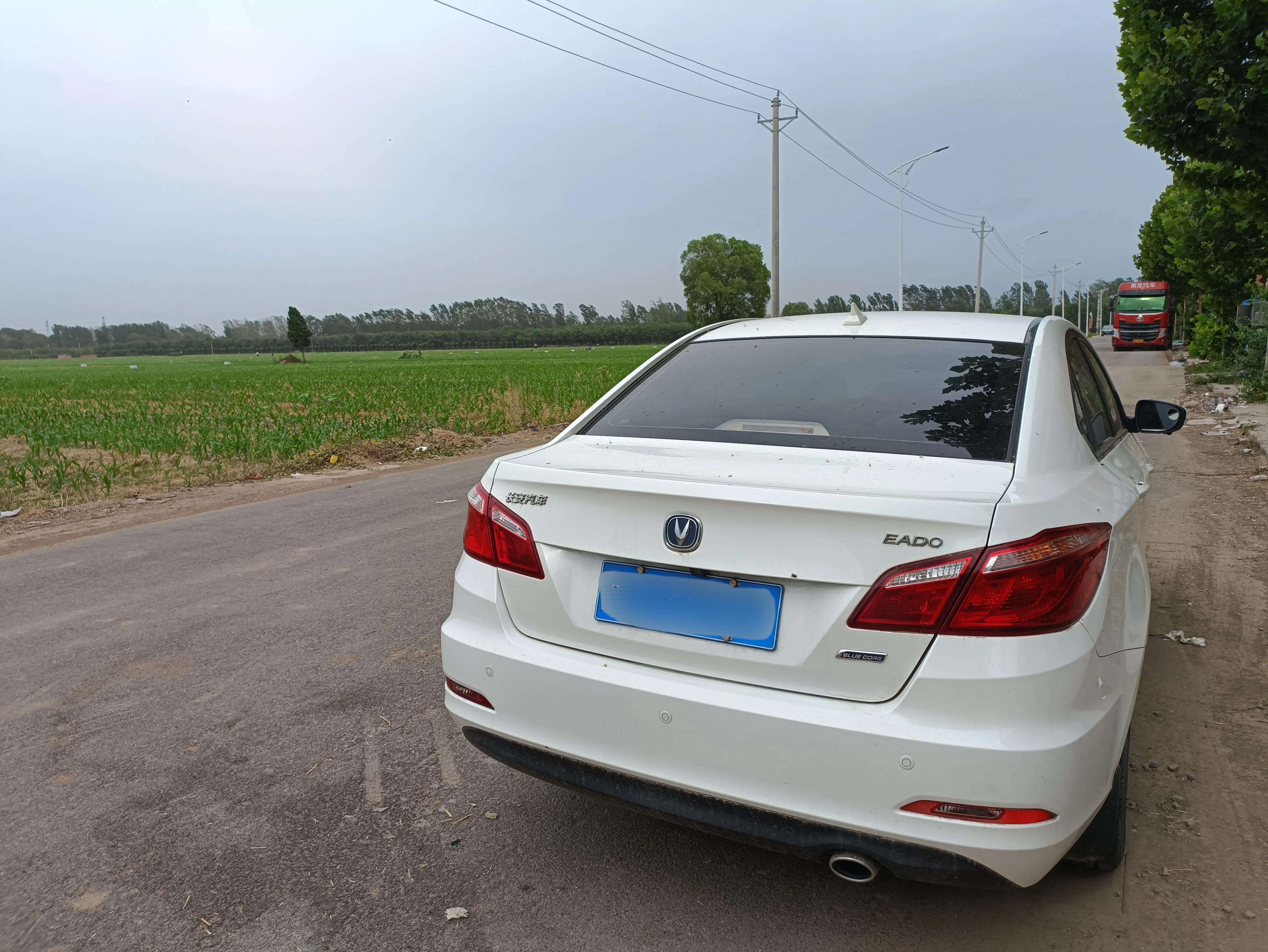 逸动两个喇叭,逸动6个音响效果