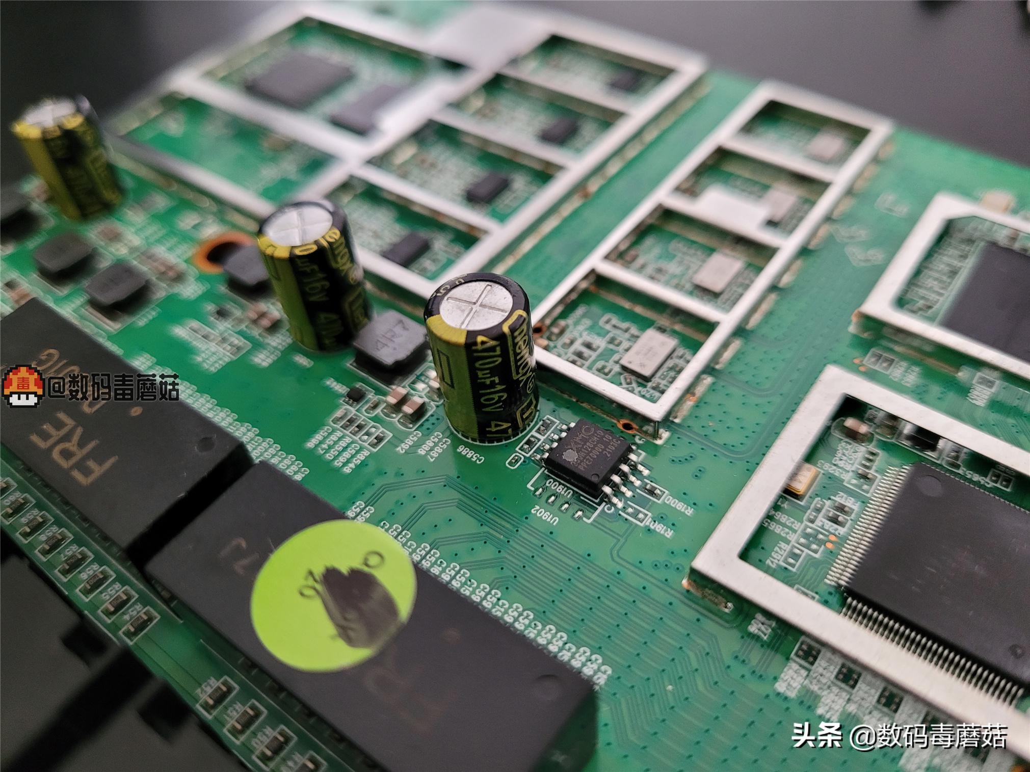 锐捷路由器x32pro与星耀m32哪个好,锐捷星耀m32怎么和旧路由器连接