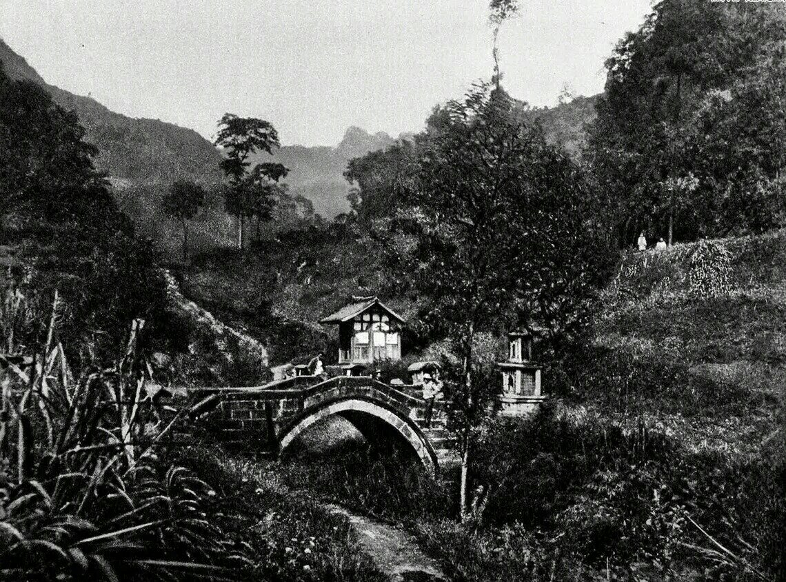 怀念十八年前的城市,现在成都十八中