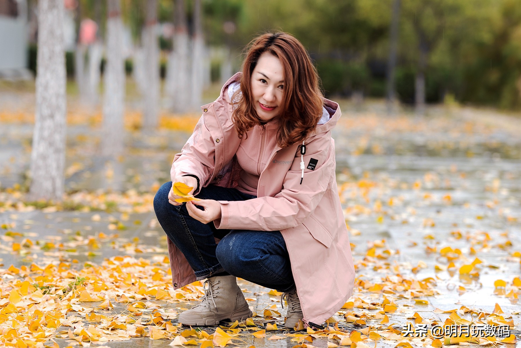 discoveryactive冲锋衣,什么牌子的冲锋衣时尚减龄好看