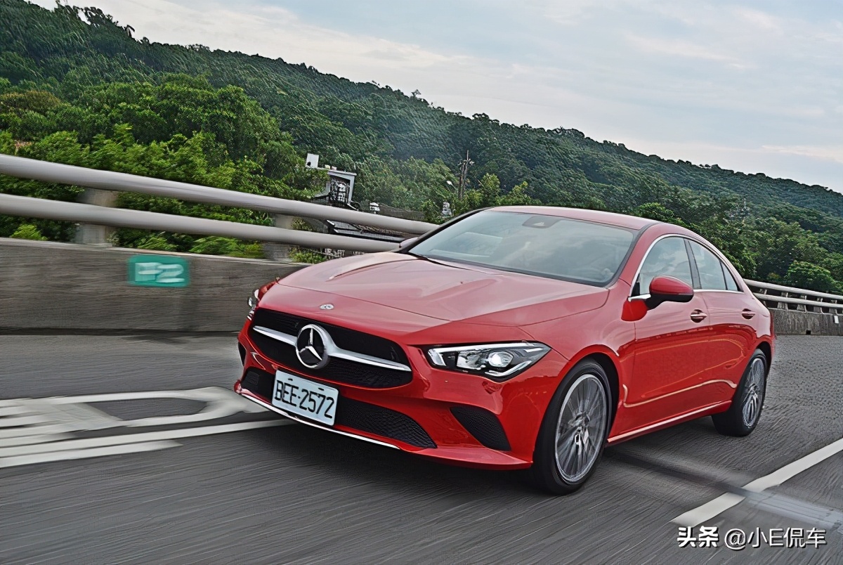 奔驰cla200动感和时尚的区别,新款奔驰cla200试驾视频