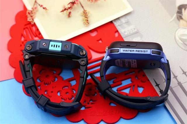 小天才儿童手表和小寻y2s对比 (小寻儿童手表y2和z7哪个好)