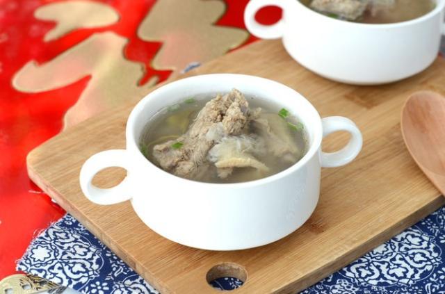 14岁弟弟身高1米87,弟弟14岁身高一米七