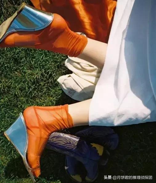 夏天凉鞋配袜子才是最舒服的穿搭,日本小姐姐穿凉鞋