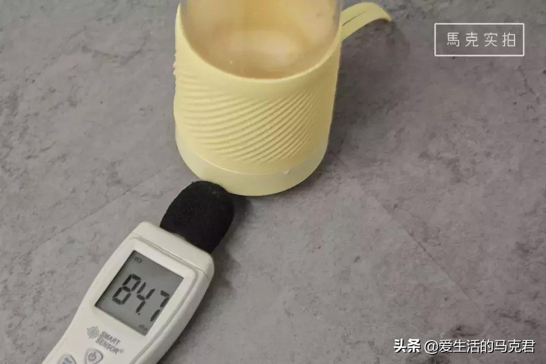 摩飞便携式榨汁杯实测,摩飞榨汁杯和九阳榨汁杯测评