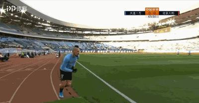 保级生死战一方主场能否一战乾坤,一方新赛季会不会满足保级