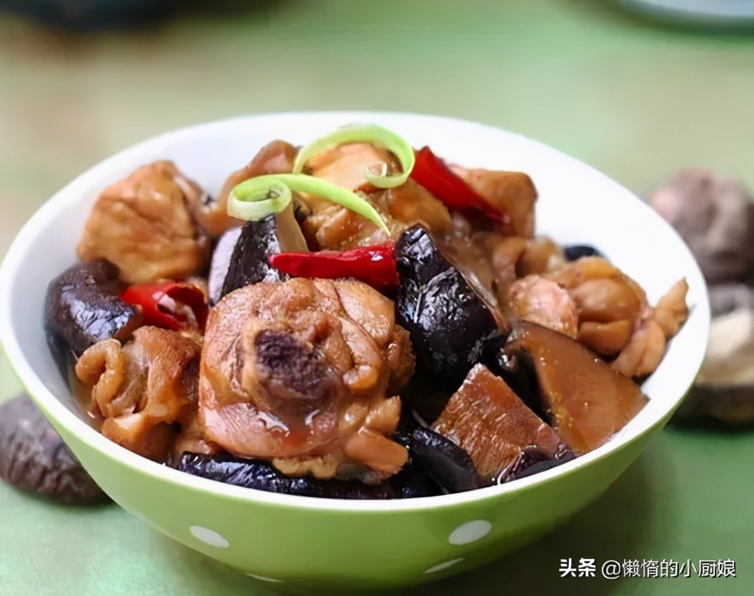 香菇炖鸡块做法大全,如何香菇炖鸡肉又香又好吃