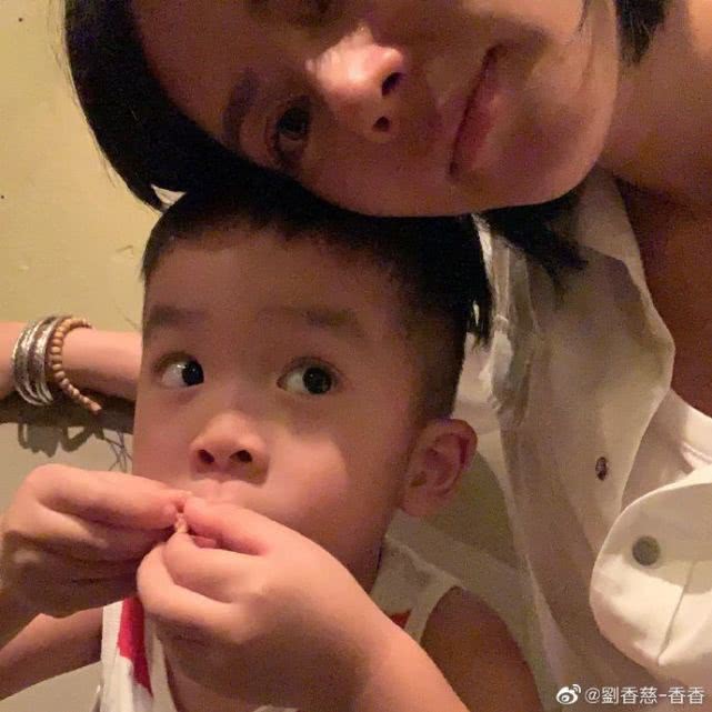 又一女星官宣结婚,知名女星官宣三胎