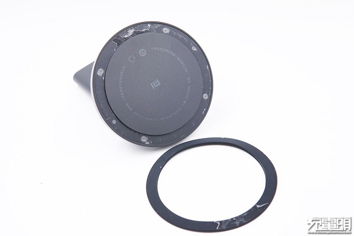 小米升降式无线充和80w无线充对比,小米20瓦无线充拆解