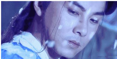 张卫健影视剧被打,年轻时候的张卫健光头