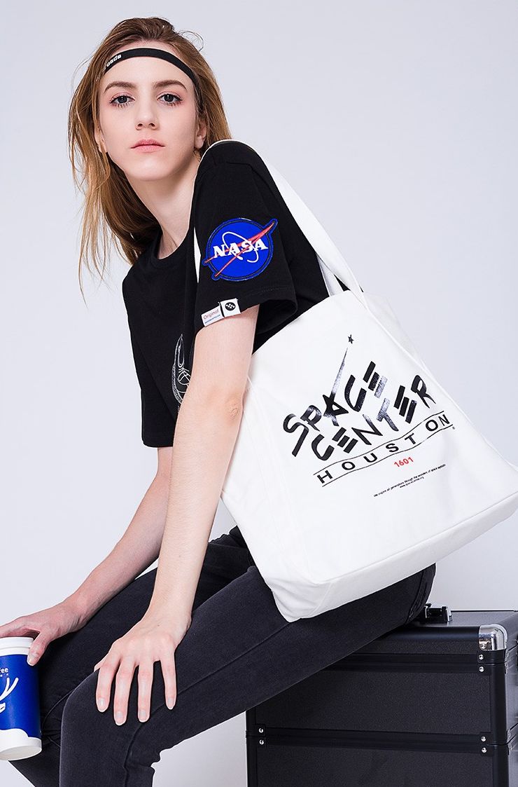 端着茶缸子喝咖啡，你也好意思自称时尚潮人？