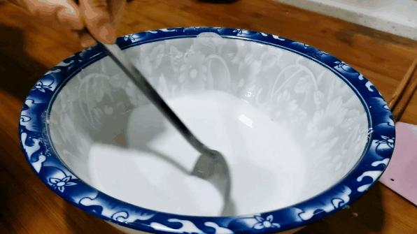 肠粉如何做得粘稠又丝滑,自己蒸肠粉的正确方法