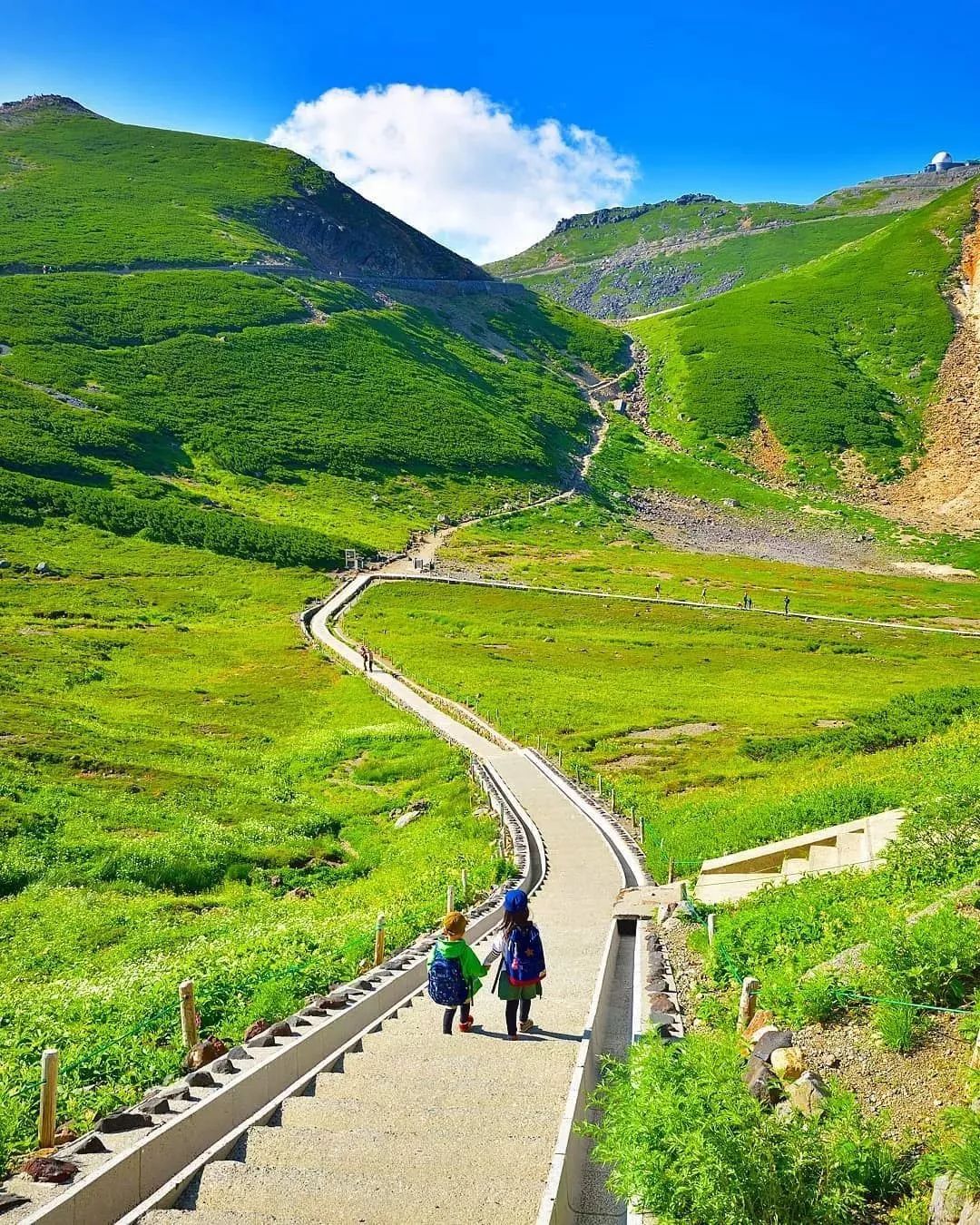 日本老爹把孩子拍成宫崎骏动画,日本爸爸把男孩子拍出宫崎骏