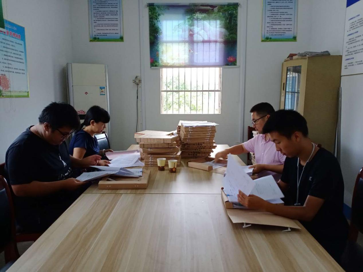 东至县泥溪镇:参加脱贫攻坚社会实践的特长生