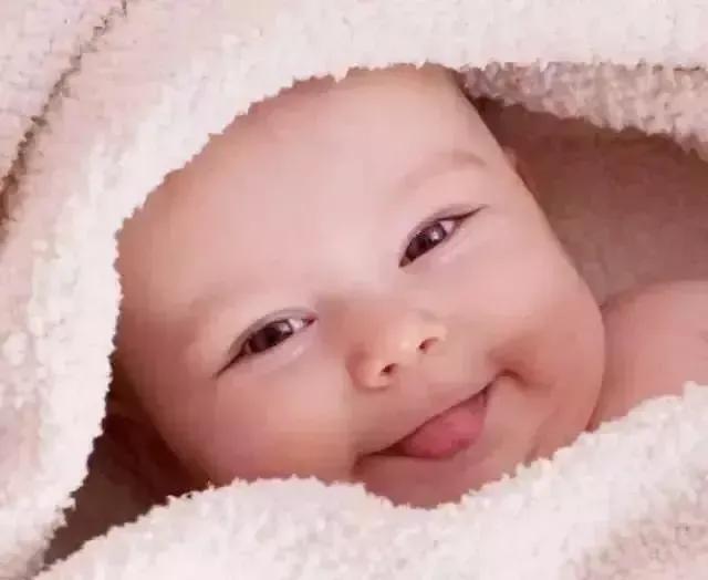 怎么让宝宝习惯在吵闹的环境入睡,宝宝频繁夜醒妈妈崩溃的心情