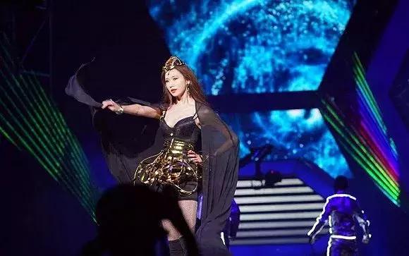 关晓彤代言都市丽人,都市丽人代言人换成关晓彤