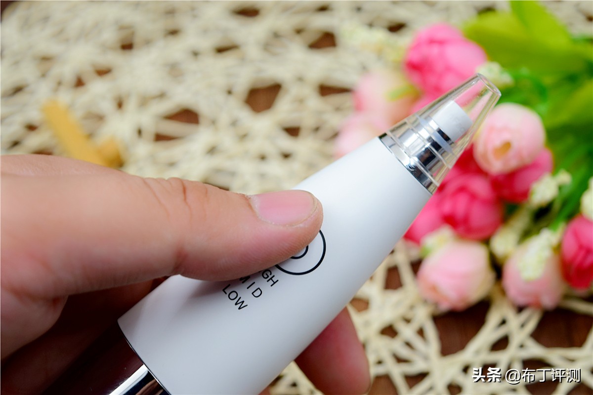 祛痘痘和黑头产品推荐,3分钟吸黑头神器