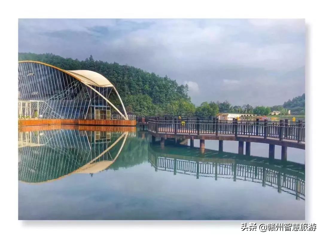 “崇”逢自然，一起“徒”享山水