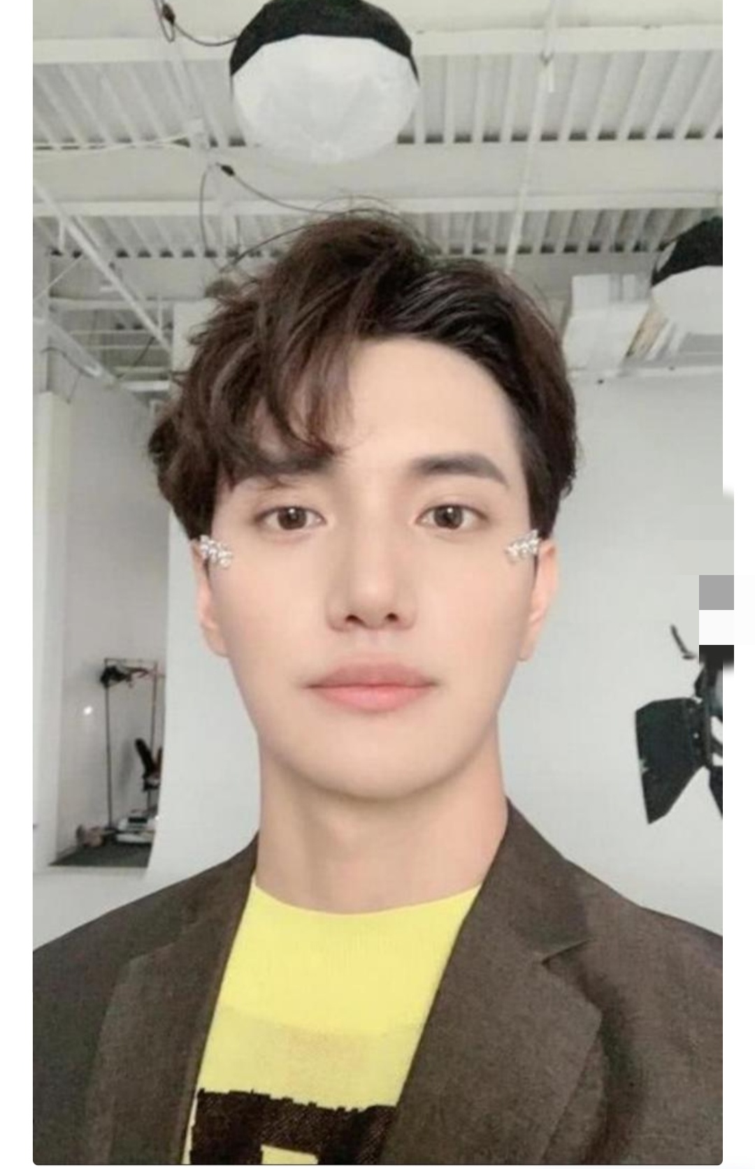 天天向上小五下跪告别完整版,天天向上小五告别原因