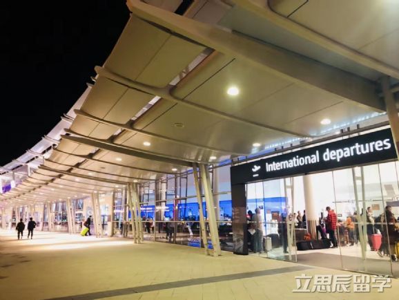 备受推崇的阿德莱德大学到底是什么样的？