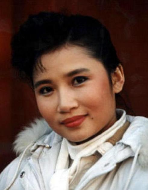 李娜十大经典歌曲金曲欣赏,致敬李娜经典歌曲