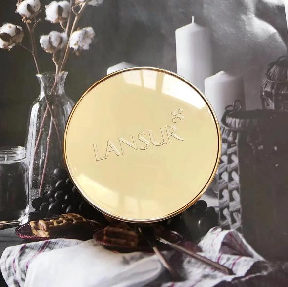 底妆哪个牌子好?get兰瑟小金盒气垫这两点就能够美出天际