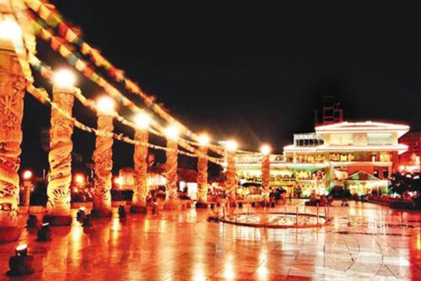 重庆必去的美食街,重庆美食街排行榜前十名