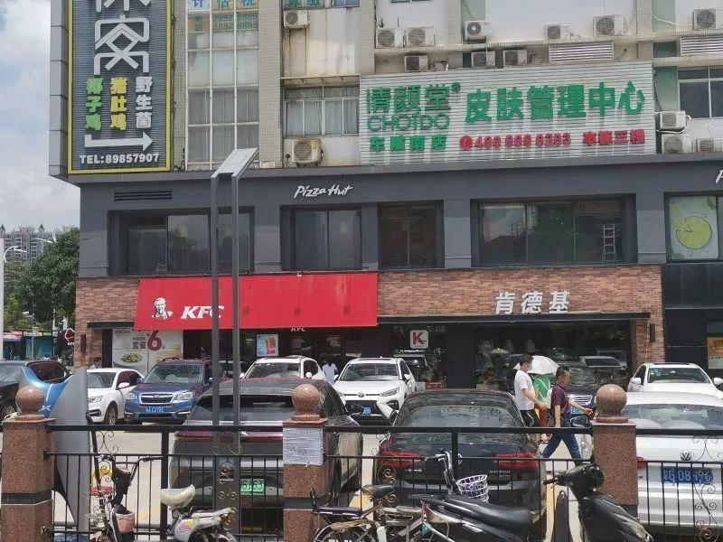 肯德基双层嫩牛堡和巨无霸,肯德基双层嫩牛堡和厚牛堡哪个好