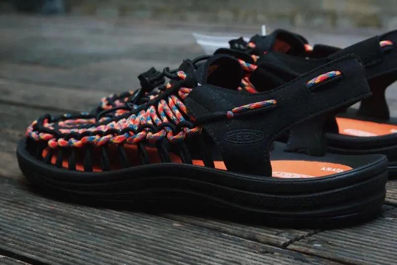 今天上班迟到了,因为隔壁公司的姑娘问我要鞋子链接|球鞋推荐