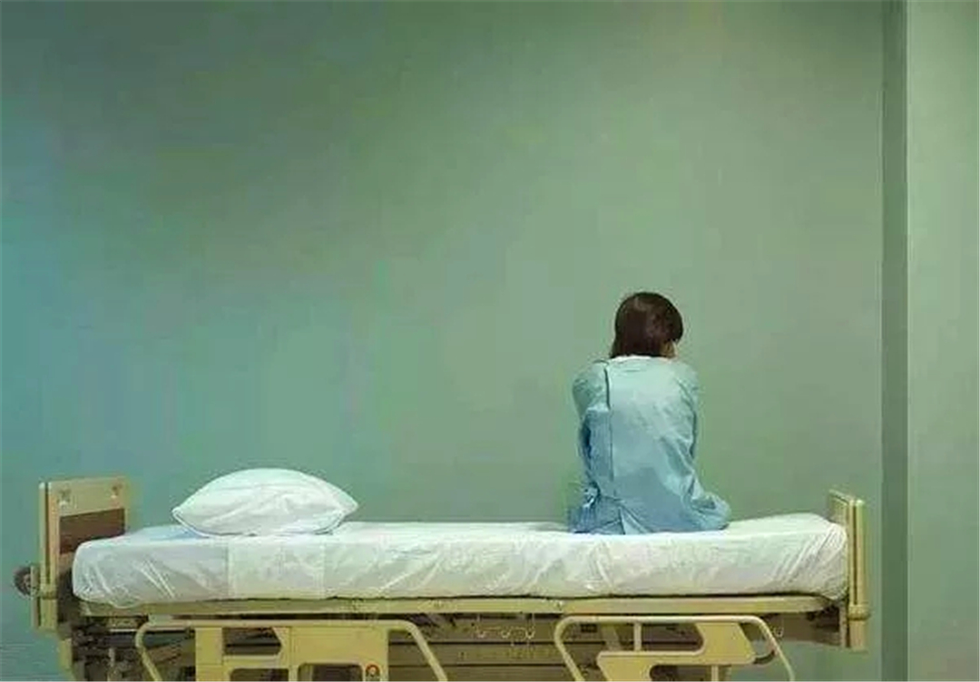 被猫抓伤可能患病的症状,如果被猫抓伤得病是什么症状