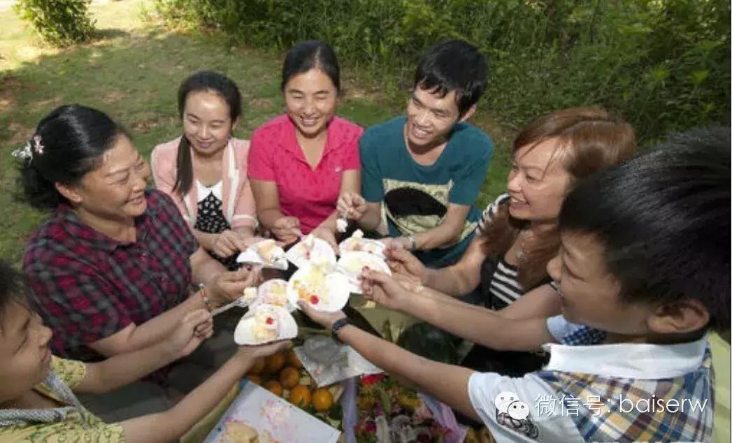 她养育87个孩子,九成考上大学,20个考入北大清华