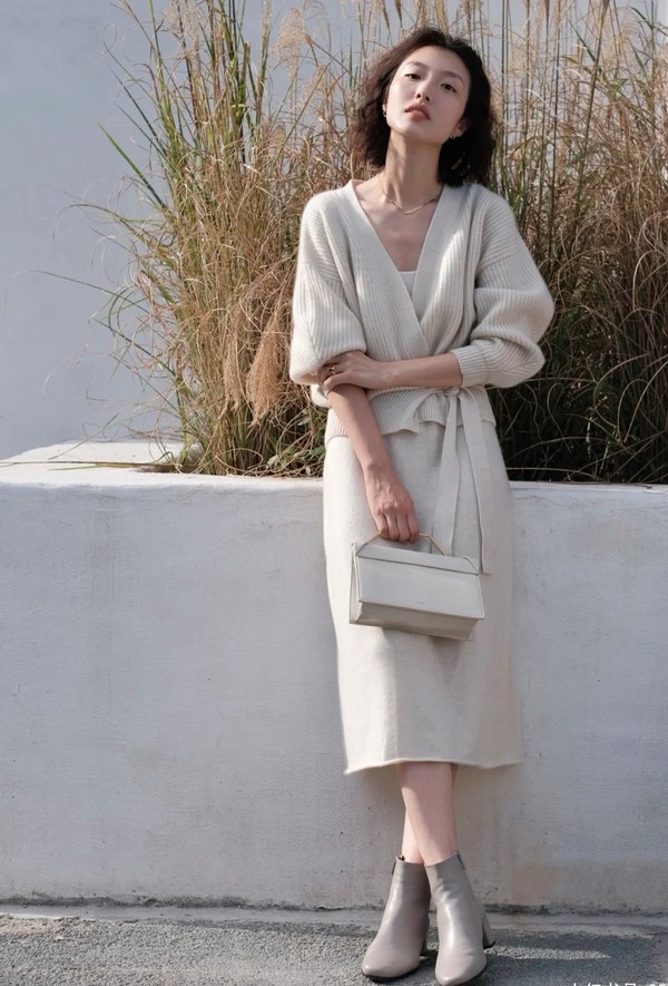 小个子秋冬款靴子穿搭,今年流行的靴子穿搭短靴