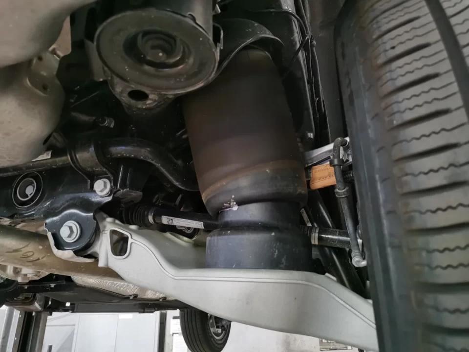 路虎卫士极度试驾,新款路虎卫士越野深度评测