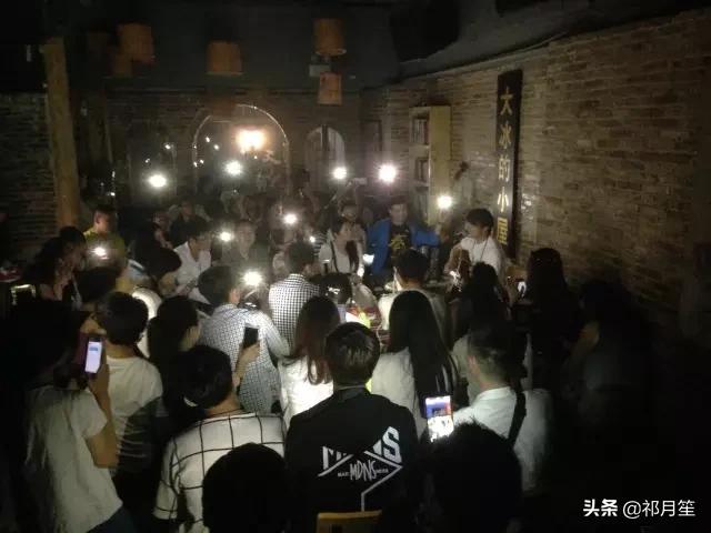 主持人大冰怎么变成作家了,大冰最经典的文章