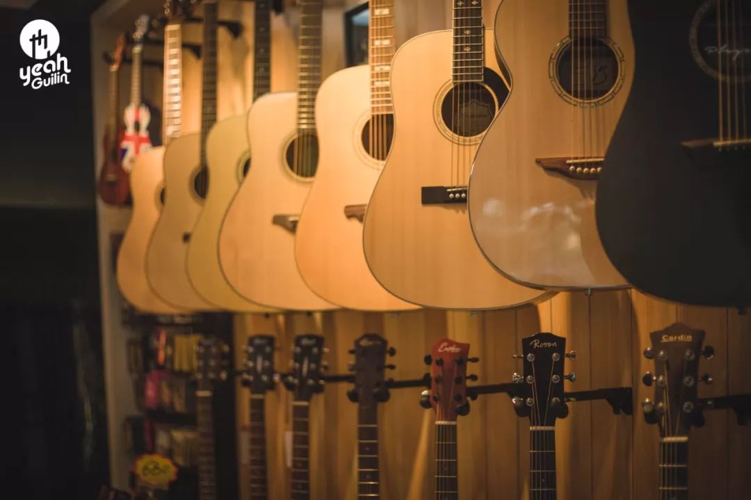 每个城市都有一家能讲故事的吉他店，桂林也是