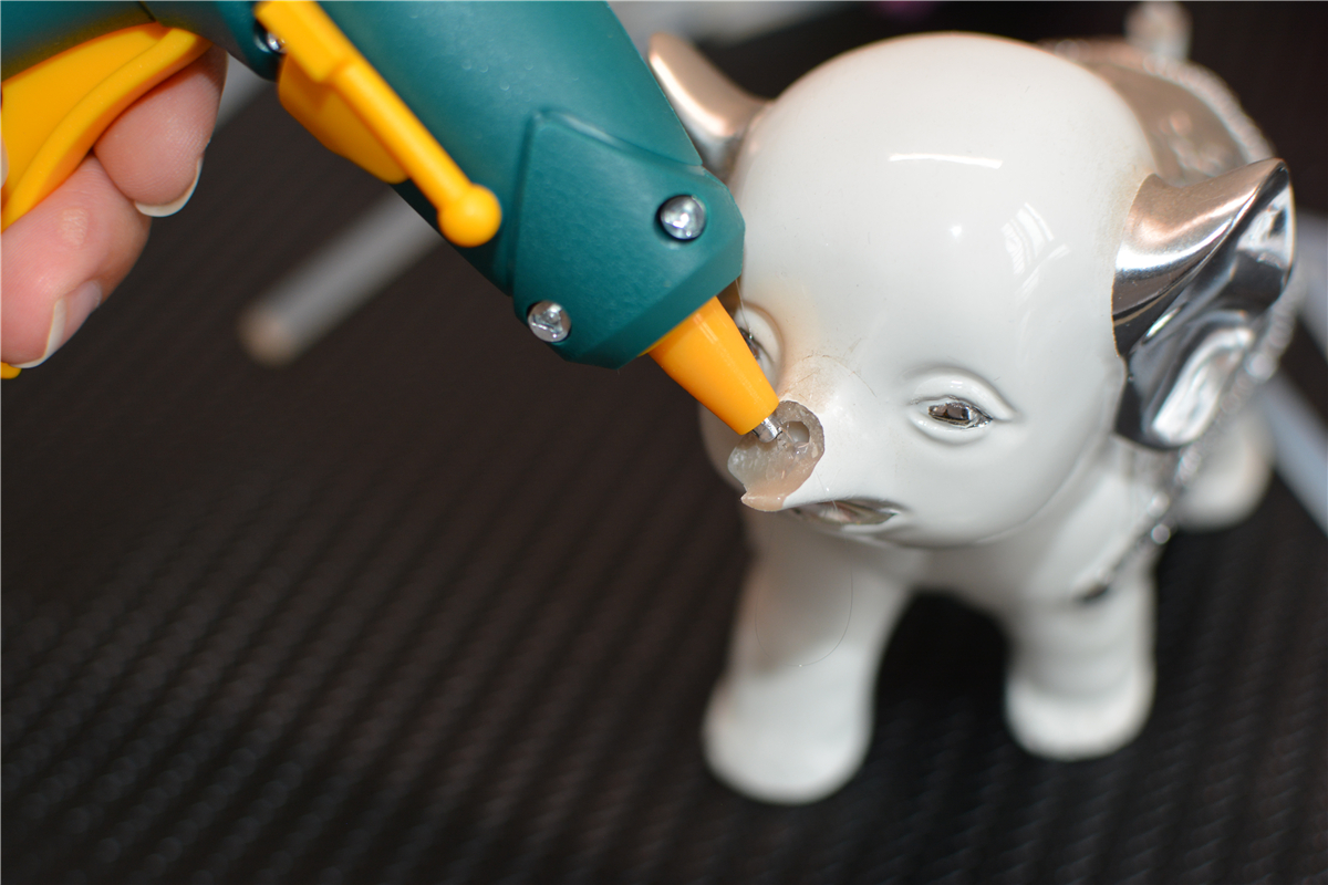 坏了不要丢，胶枪来帮忙，理工男带你走进宅男DIY好帮手