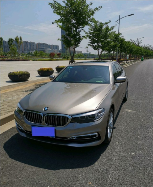 最新款的宝马525值得买吗,宝马525li入门级值得入手吗