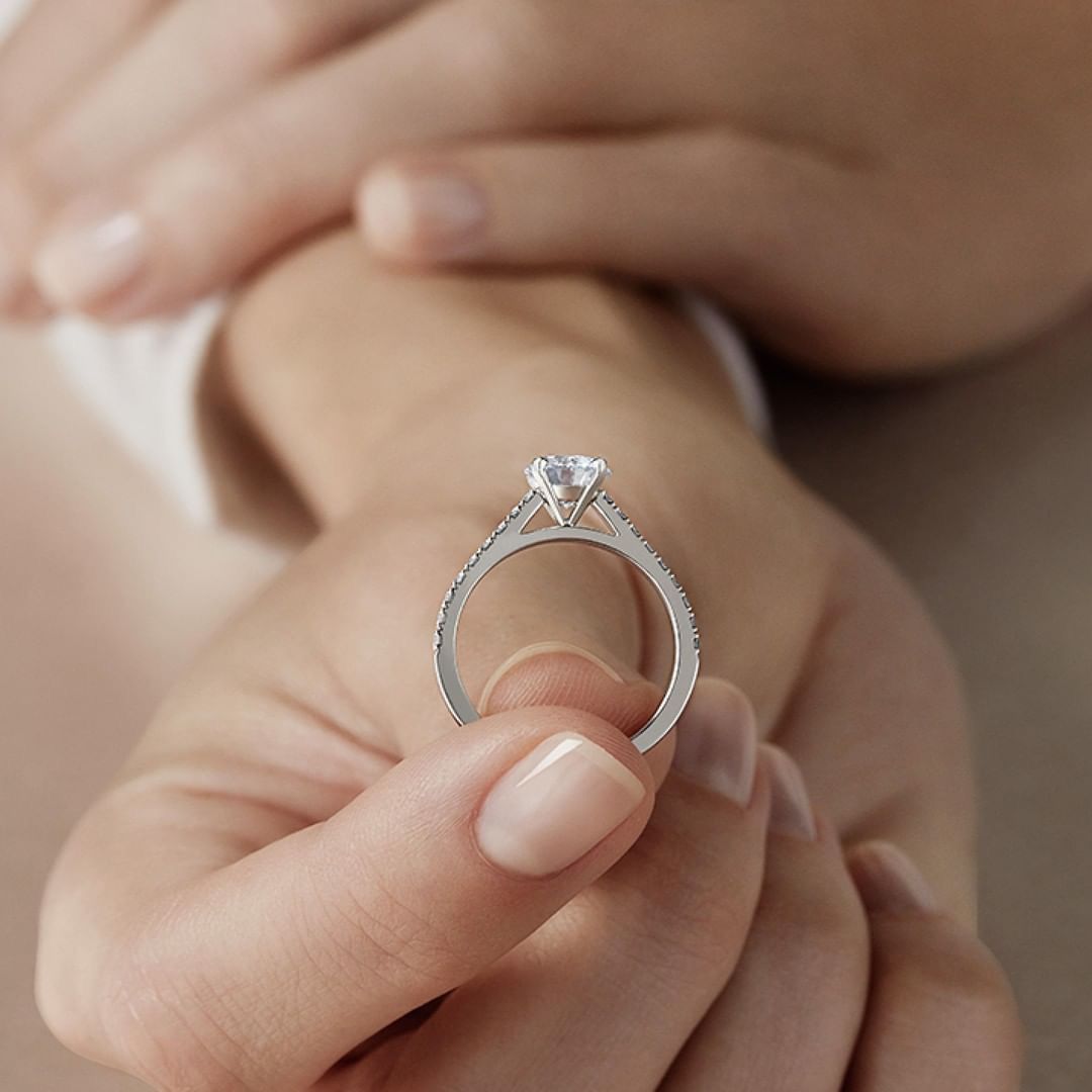 0.3克拉碎钻价值,0.02克拉的碎钻多少钱一颗