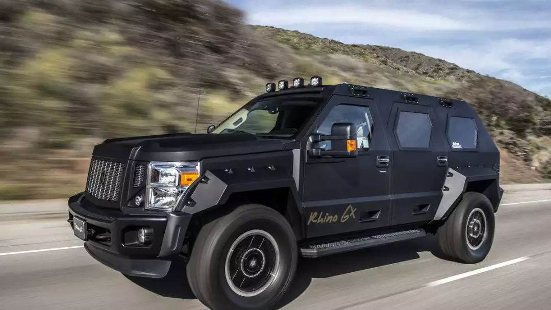 汉兰达新车底盘有没有做底盘装甲,五菱之光新车有必要装底盘装甲吗