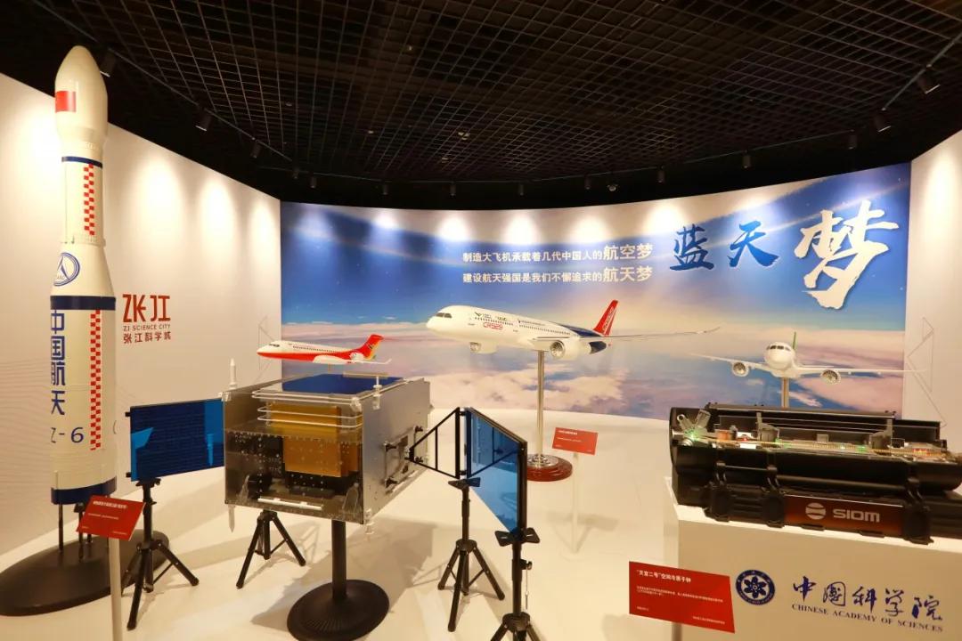 而立浦东线,而立浦东