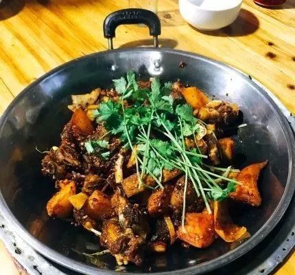 重庆各个区域好耍好吃的推荐,重庆哪有好吃好玩的地方