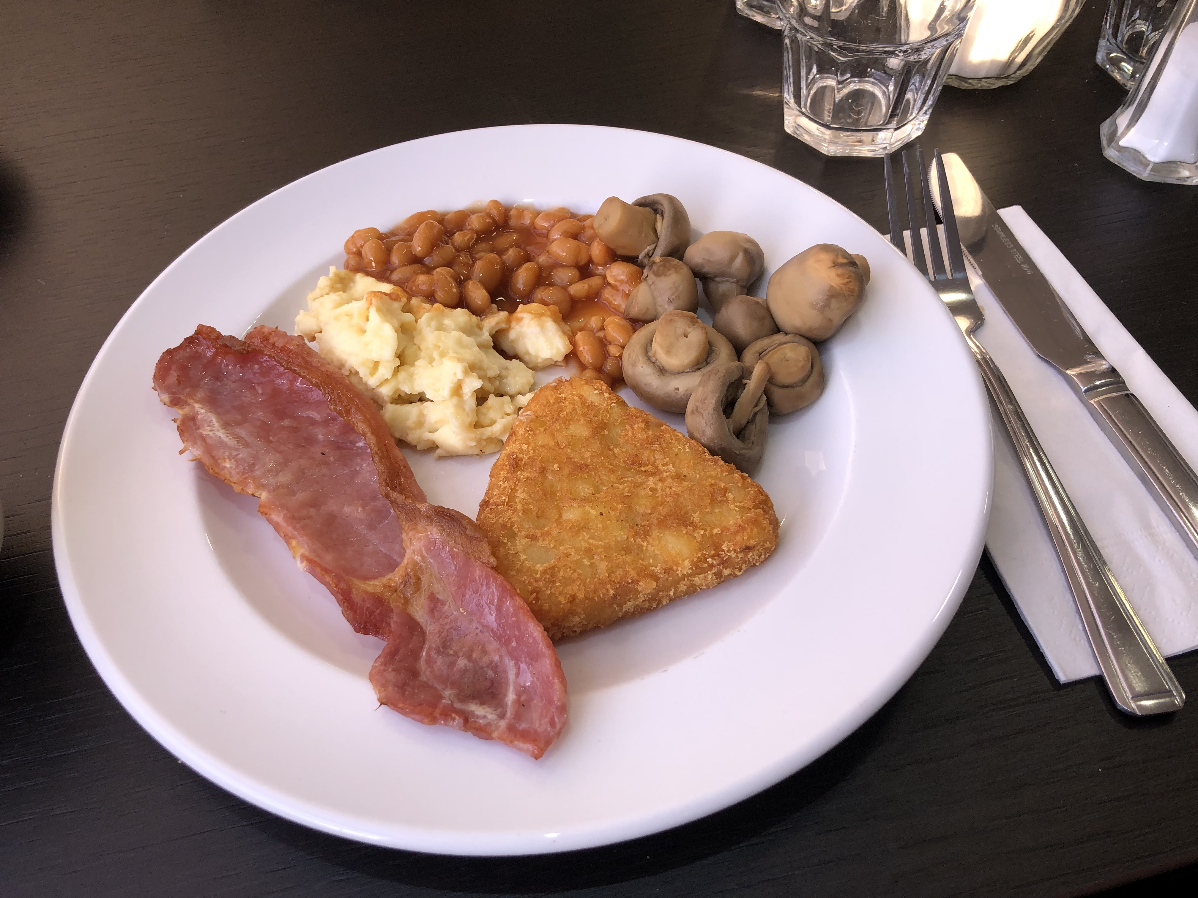 英国12日旅游的行程,英国深度游跟团6日