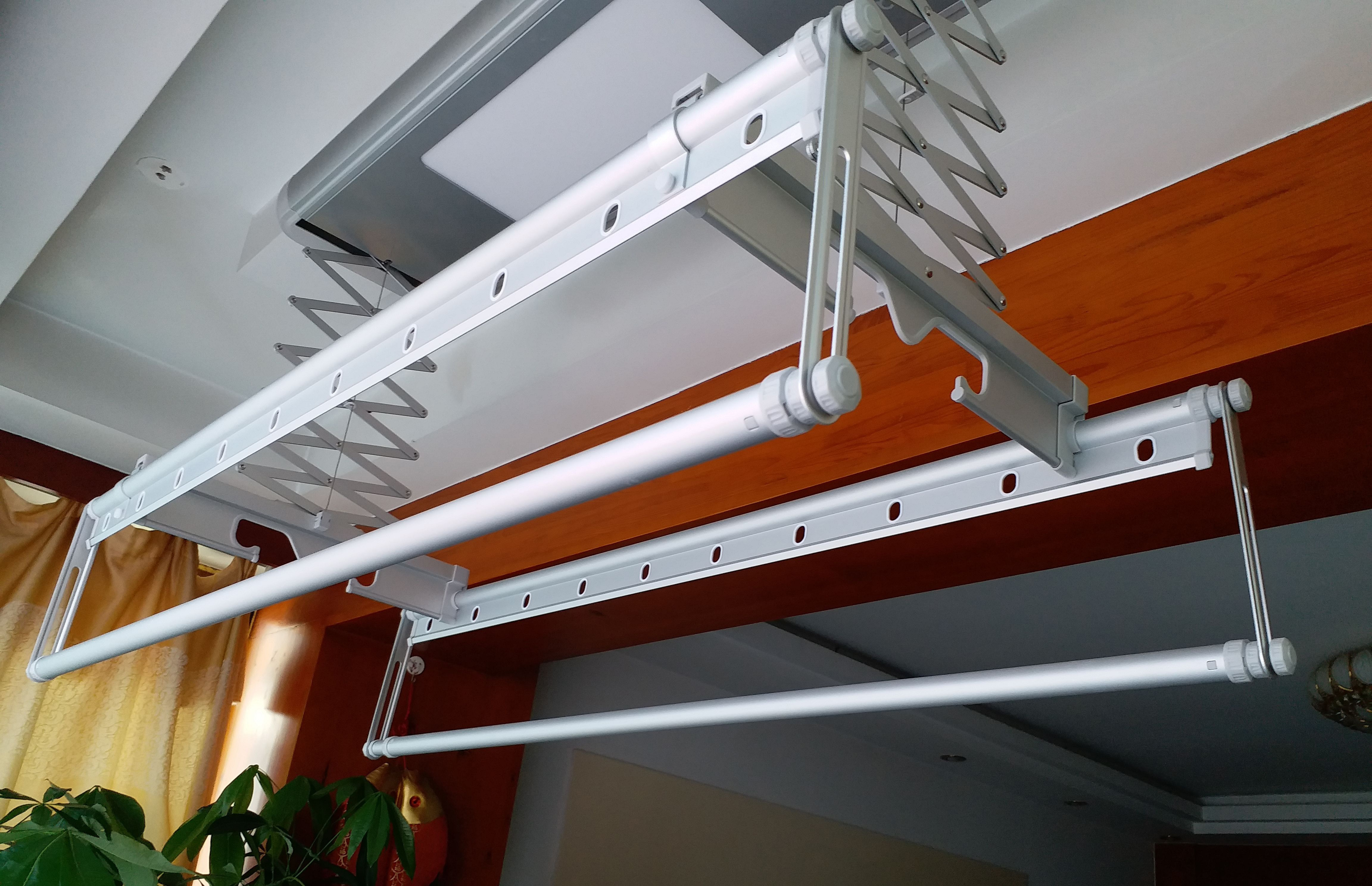 为什么导购不推荐隐藏式晾衣架,电动晾衣架怎么选不入坑