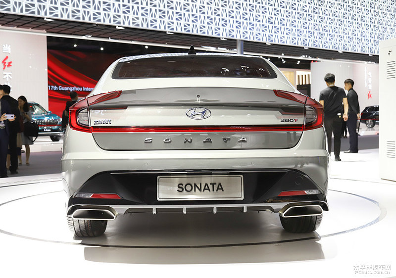 奥迪新a4l2023款,奥迪a3和小鹏p7哪个好