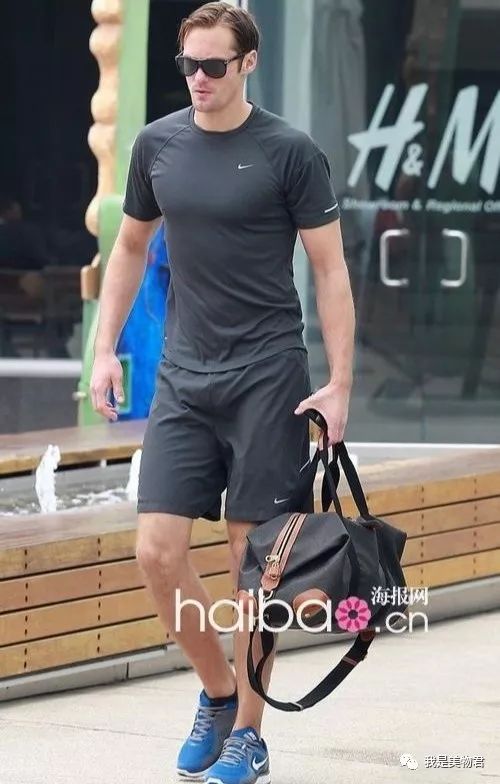 男士健身房练腿部器材,健身房运动装备推荐男