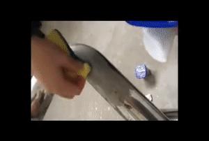 不锈钢锅生锈了怎么去除,不锈钢锅烧焦生锈了能补救吗