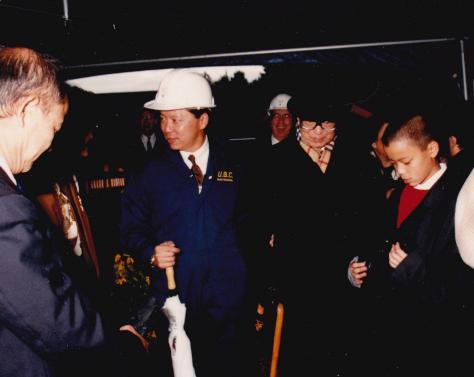 为汶川捐1亿的3位富豪落网,捐款2亿做慈善被调查