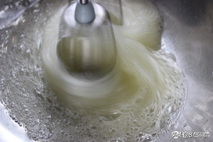 轻松玩烘焙想吃红遍四海八荒的肉松小贝可是又不想排队，自己做