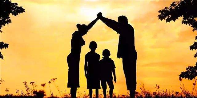 热门小吃加盟技术培训,手艺高的加盟小吃店哪家教的好